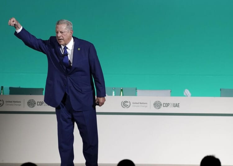 Al Gore foreshadows 1 billion 'climate refugees' crossing borders from global warming