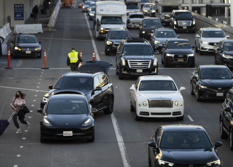 Pro-Palestinian Protesters Riot Near LA Airport, 36 Arrested – HotAir