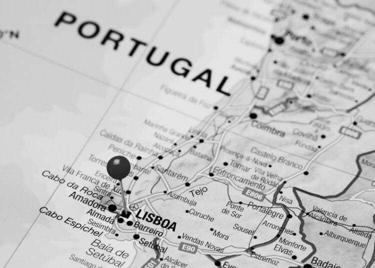 Enough! Beleaguered Portuguese turn tide against the sleazy left