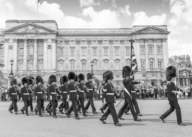 Changing of le Guard - The Conservative Woman