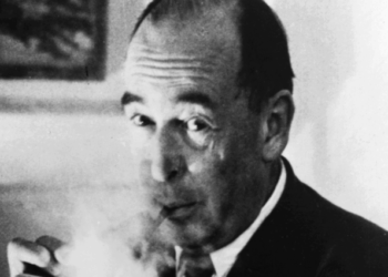 Setting the Record Straight ~ The Imaginative Conservative