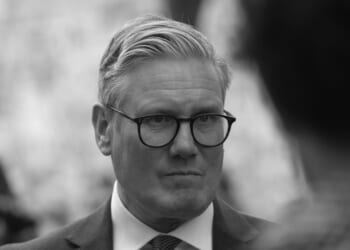 Keir the Unready betrays British interests in a war everyone else saw coming