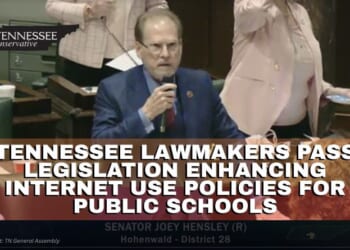 Tennessee Lawmakers Pass Legislation Enhancing Internet Use Policies For Public Schools