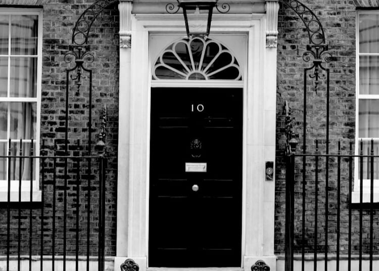 Sir Keir Starmer resigns as leader of the Labour party