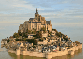 The Mystery of Mont-Saint-Michel ~ The Imaginative Conservative